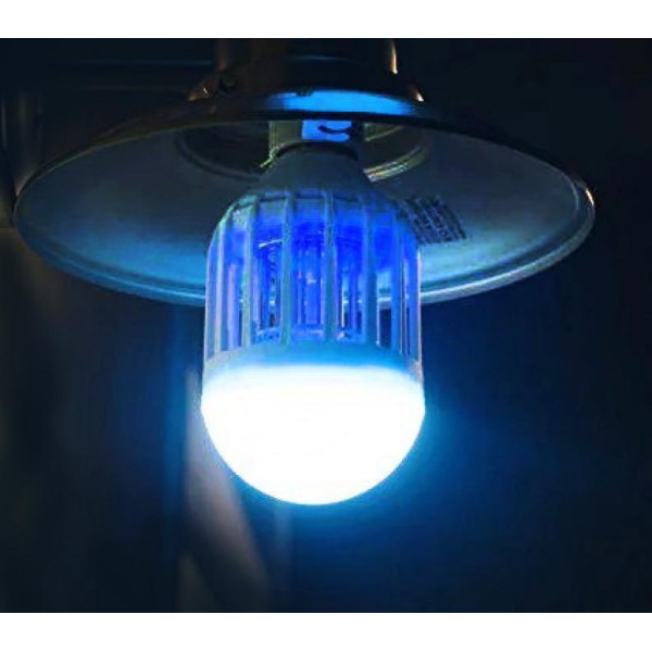 Антимоскитная светодиодная лампочка Noveen IKN803 LED на 40 кв.м.