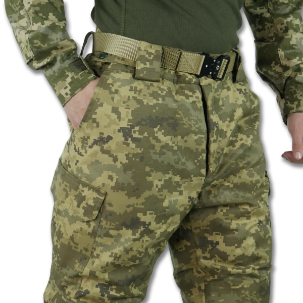 Зимние штаны пиксель