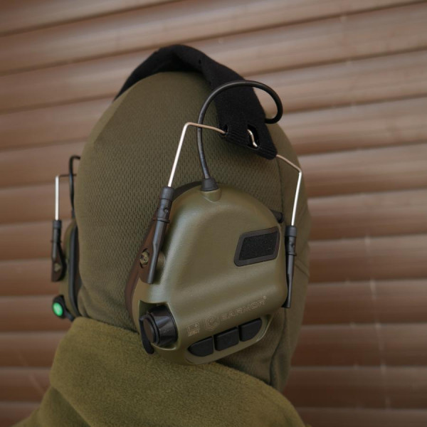 Тактические наушники EARMOR M32 с универсальным креплением Олива